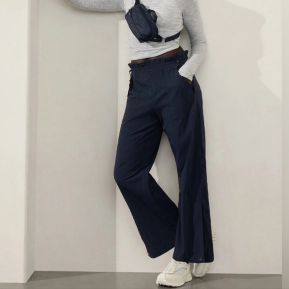 Athleta Pants - Athleta Trekkie Parachute Pants, Navy, 10